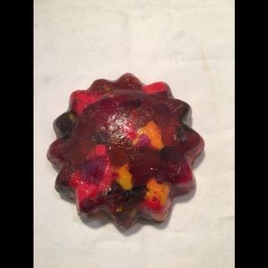 Cast glass‎ paperweight